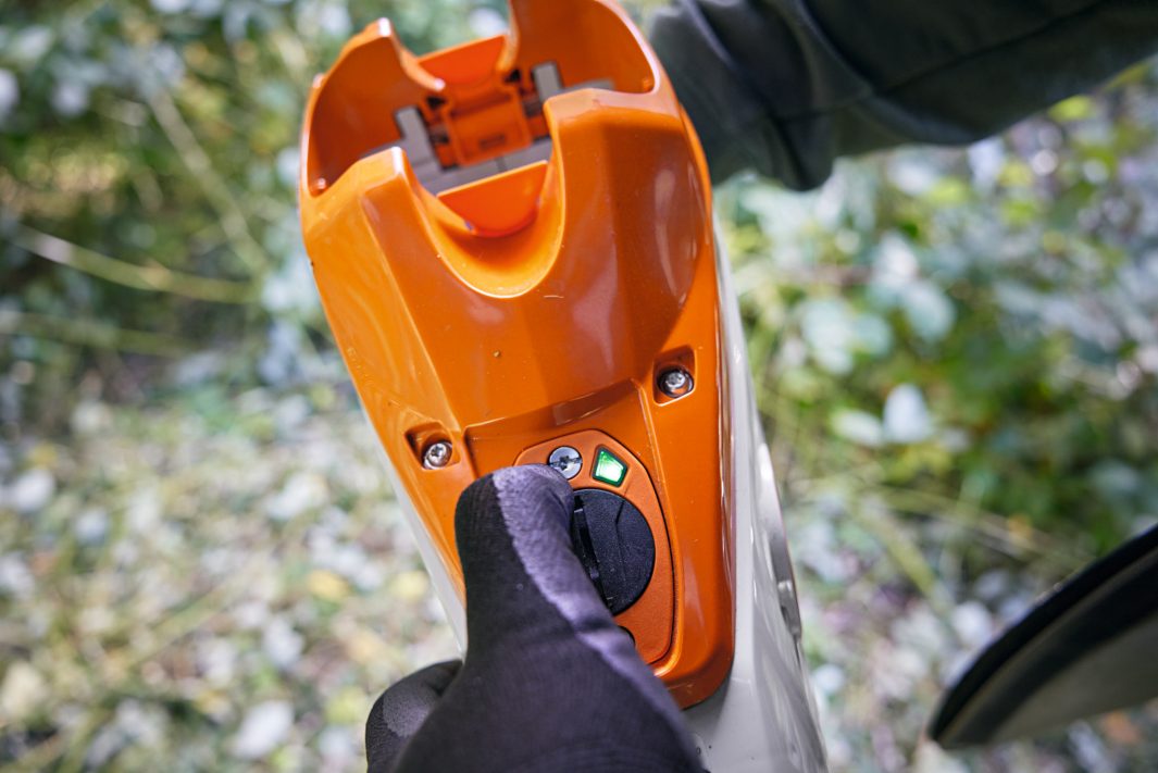 STIHL Smart Connector 2A for Digital AP Tool Fleet Management